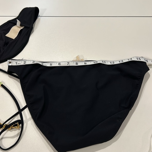 Classic Michael Kors bikini with gold chain intertwined into the straps. 14 - Picture 14 of 15
